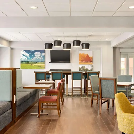 Hampton Inn St. Louis-Columbia