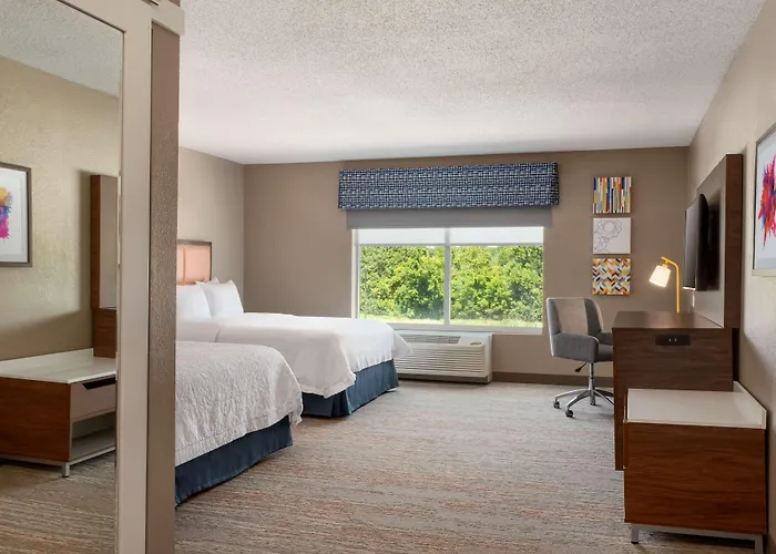 Hampton St. Louis-columbia Hotel Millstadt Junction