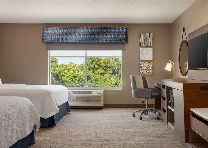 Hotel Hampton St. Louis-columbia