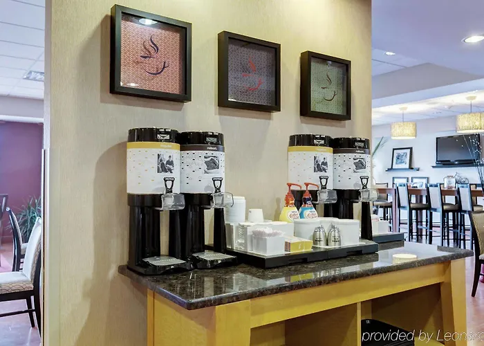 Hotel Hampton St. Louis-columbia 3*