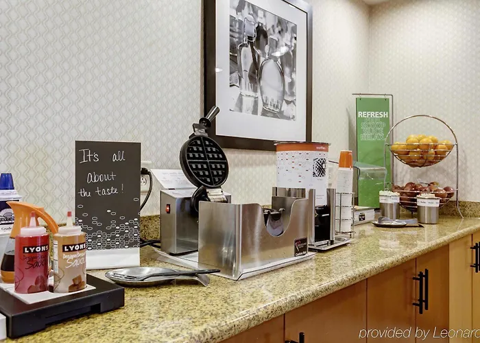 Hampton St. Louis-columbia Hotel 3*