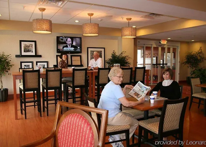 Hampton St. Louis-columbia Hotel 3*